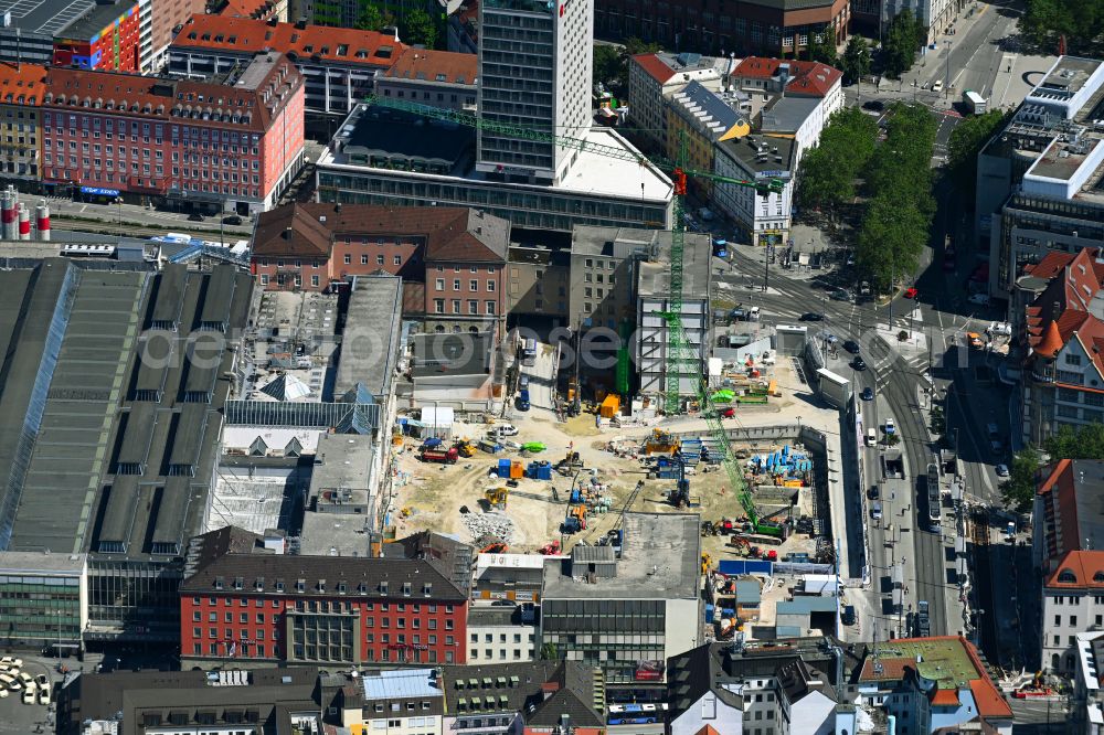 München from the bird's eye view: Construction work for the reconstruction of the station building of Central Stationes in the district Ludwigsvorstadt-Isarvorstadt in Munich in the state Bavaria, Germany