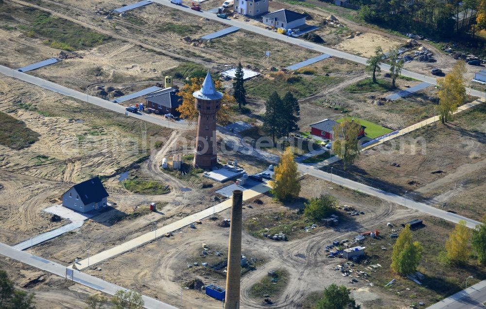 Aerial photograph Königs Wusterhausen - Construction site of the future residential area Koenigsufer on the banks of Zernsee on Wustroweg in Koenigs Wusterhausen in Brandenburg