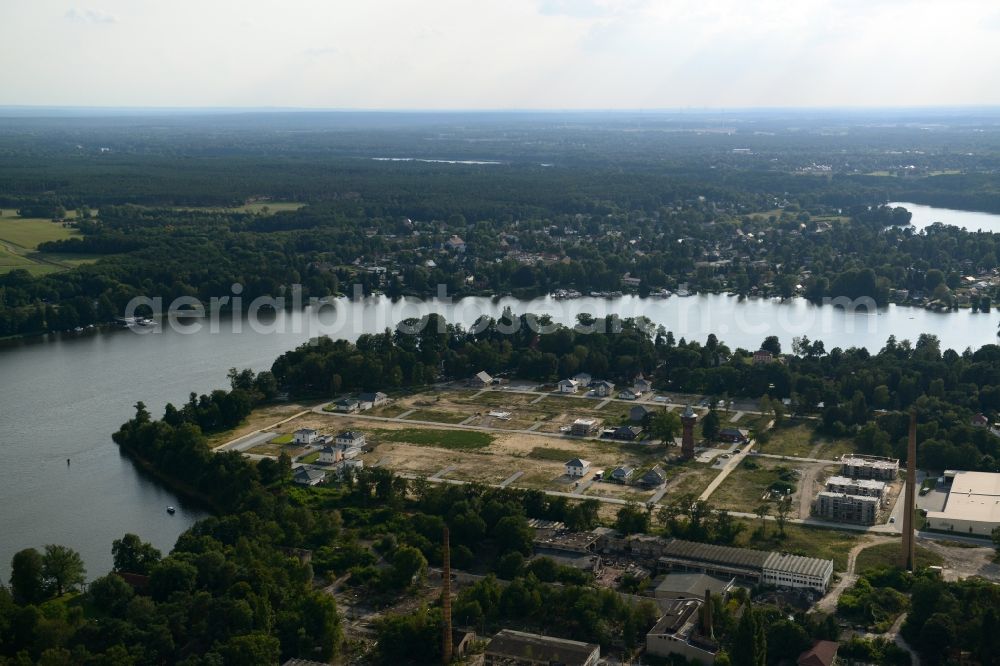 Aerial image Königs Wusterhausen - Construction site of the future residential area Koenigsufer on the banks of Zernsee on Wustroweg in Koenigs Wusterhausen in Brandenburg