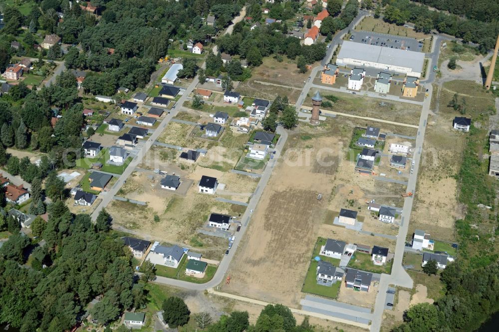 Aerial photograph Königs Wusterhausen - Construction site of the future residential area Koenigsufer on the banks of Zernsee on Wustroweg in Koenigs Wusterhausen in Brandenburg