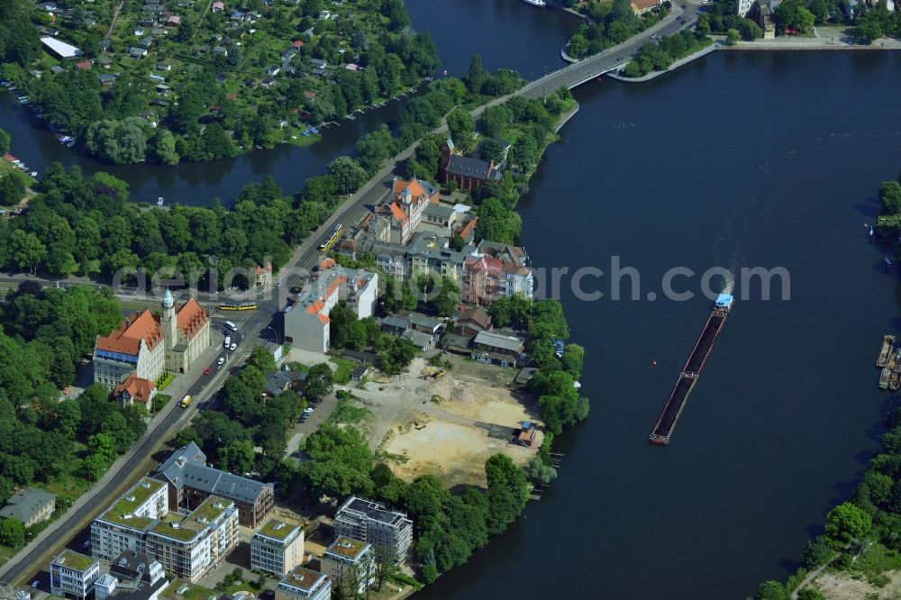 Berlin Köpenick from above - Construction site for new residential construction of RESIDENTIAL QUARTER UFERKRONE at the riverside at Linden Street in Berlin Koepenick