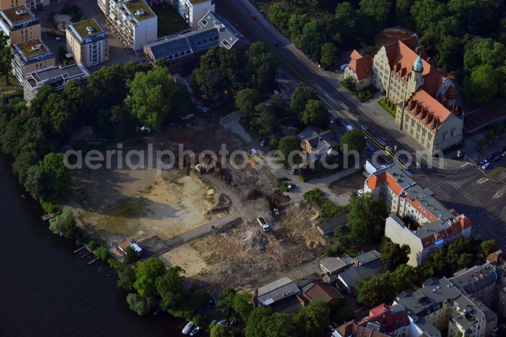 Berlin Köpenick from above - Construction site for new residential construction of RESIDENTIAL QUARTER UFERKRONE at the riverside at Linden Street in Berlin Koepenick