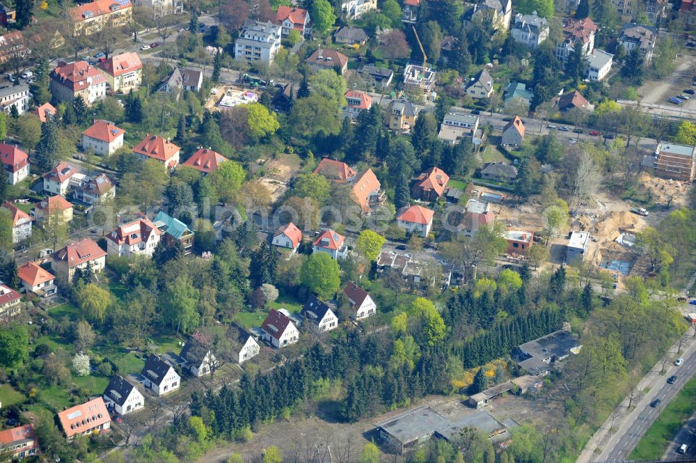 Berlin Zehlendorf from above - Areal des Baufeldes der NCC Deutschland an der Fürstenstraße / Potsdamer Straße in 14163 Berlin- Zehlendorf. Auf den ehemaligen Lagerbereichen will das Unternehmen 21 Einfamilienhäuser errichten. Area of the construction site of the NCC Germany in 14163 Berlin-Zehlendorf. On the former storage areas the company wants to build 21 single-family homes.