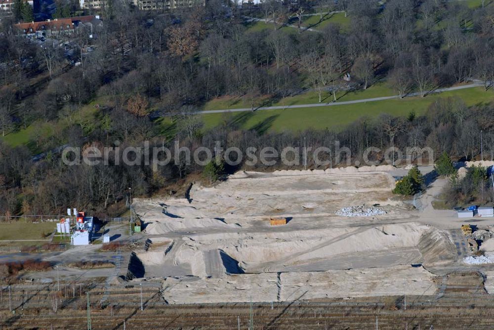 München from the bird's eye view: . Baufläche für das neue Stadtquartier „Am Hirschgarten“ bietet alle Voraussetzungen für eine zeitgemäße und wirtschaftlich interessante Stadtentwicklung. Hier wird die CONCEPT BAU mit dabei sein und ab Herbst 2006 (Baubeginn) die Vision von der „grünen Oase mitten in der Stadt“ umsetzen. .... 