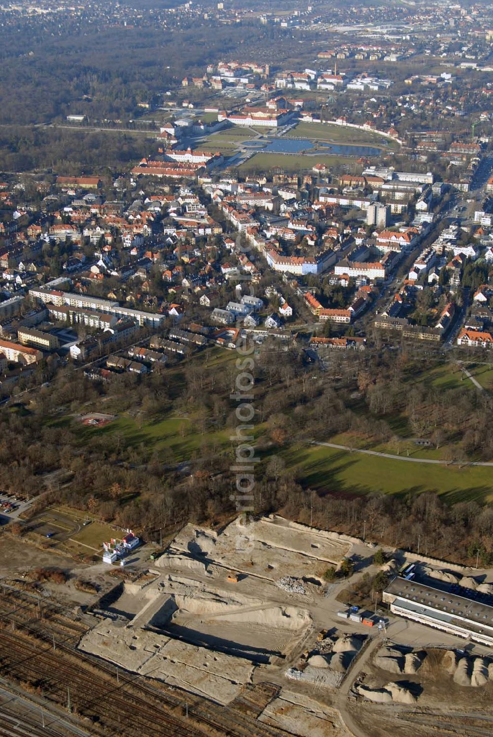 München from the bird's eye view: . Baufläche für das neue Stadtquartier „Am Hirschgarten“ bietet alle Voraussetzungen für eine zeitgemäße und wirtschaftlich interessante Stadtentwicklung. Hier wird die CONCEPT BAU mit dabei sein und ab Herbst 2006 (Baubeginn) die Vision von der „grünen Oase mitten in der Stadt“ umsetzen. .... 