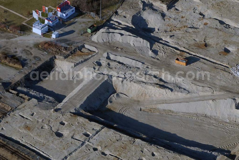 München from the bird's eye view: . Baufläche für das neue Stadtquartier „Am Hirschgarten“ bietet alle Voraussetzungen für eine zeitgemäße und wirtschaftlich interessante Stadtentwicklung. Hier wird die CONCEPT BAU mit dabei sein und ab Herbst 2006 (Baubeginn) die Vision von der „grünen Oase mitten in der Stadt“ umsetzen. .... 