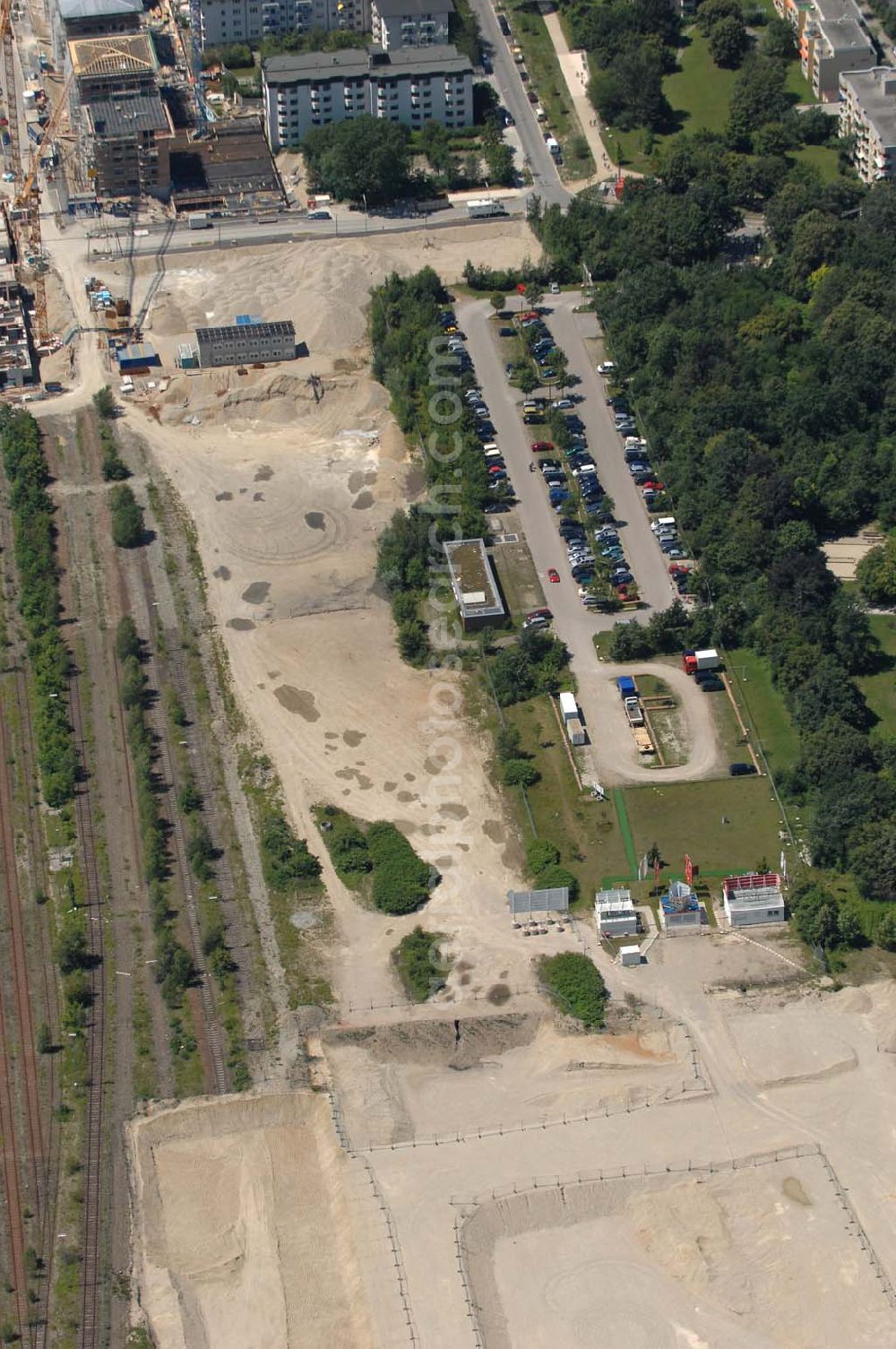 Aerial photograph München Nymphenburg - 15.07.2007 München Nymphenburg. Baufläche für das neue Stadtquartier „Am Hirschgarten“ bietet alle Voraussetzungen für eine zeitgemäße und wirtschaftlich interessante Stadtentwicklung. Hier wird die CONCEPT BAU mit dabei sein und ab Herbst 2006 (Baubeginn) die Vision von der „grünen Oase mitten in der Stadt“ umsetzen. .... 