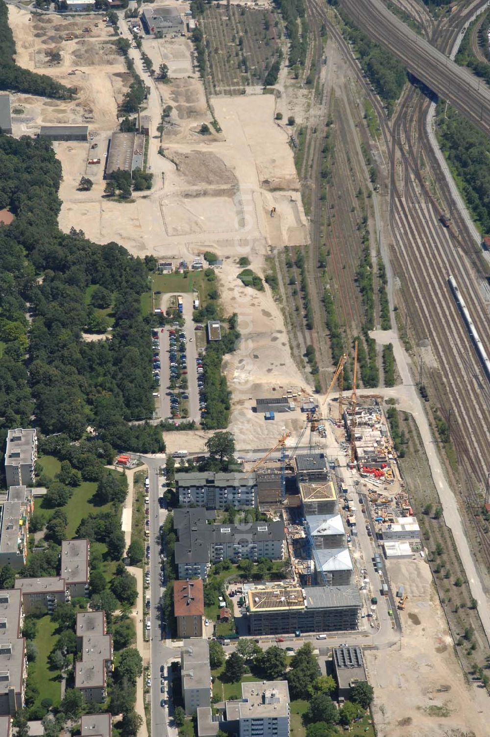 Aerial photograph München Nymphenburg - 15.07.2007 München Nymphenburg. Baufläche für das neue Stadtquartier „Am Hirschgarten“ bietet alle Voraussetzungen für eine zeitgemäße und wirtschaftlich interessante Stadtentwicklung. Hier wird die CONCEPT BAU mit dabei sein und ab Herbst 2006 (Baubeginn) die Vision von der „grünen Oase mitten in der Stadt“ umsetzen. .... 