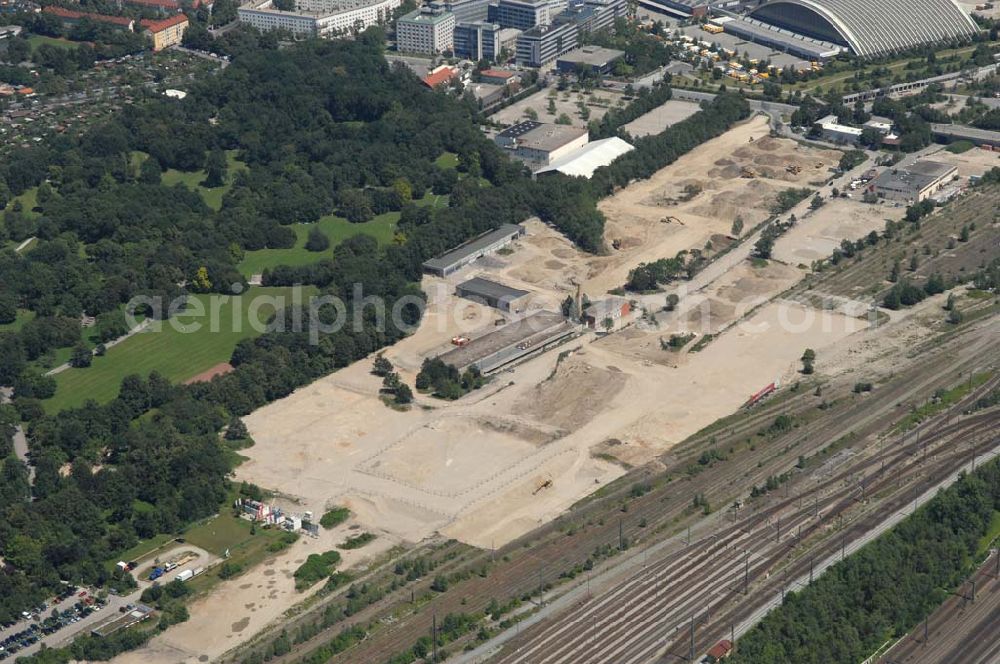 München Nymphenburg from above - 15.07.2007 München Nymphenburg. Baufläche für das neue Stadtquartier „Am Hirschgarten“ bietet alle Voraussetzungen für eine zeitgemäße und wirtschaftlich interessante Stadtentwicklung. Hier wird die CONCEPT BAU mit dabei sein und ab Herbst 2006 (Baubeginn) die Vision von der „grünen Oase mitten in der Stadt“ umsetzen. .... 