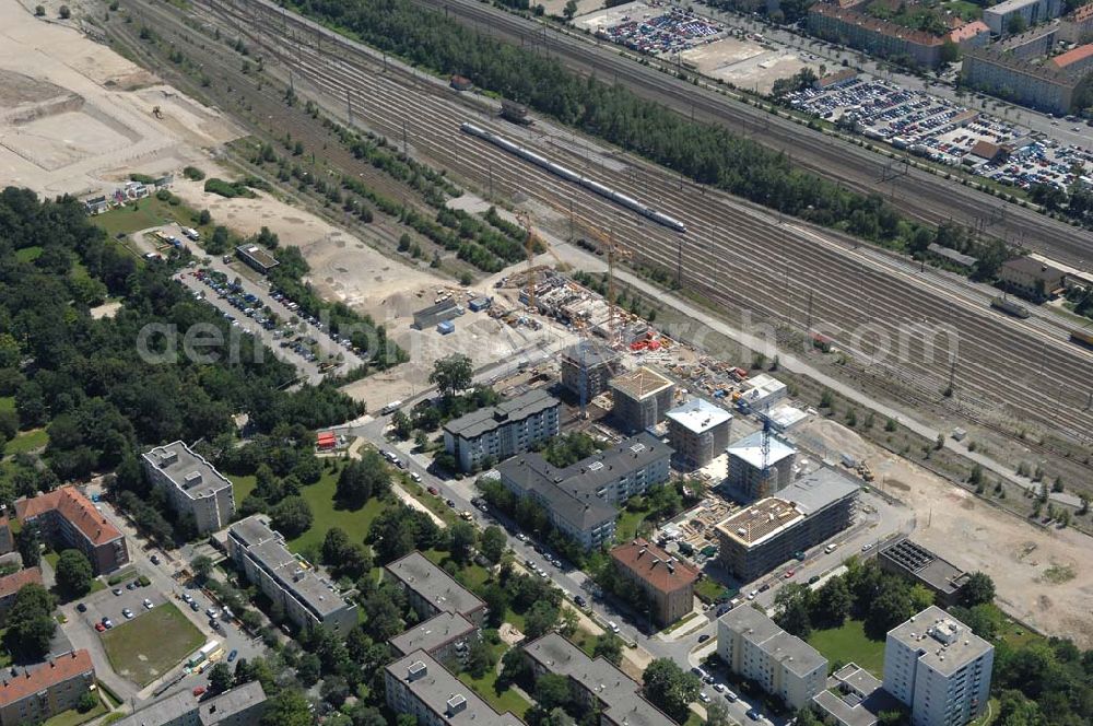 München Nymphenburg from above - 15.07.2007 München Nymphenburg. Baufläche für das neue Stadtquartier „Am Hirschgarten“ bietet alle Voraussetzungen für eine zeitgemäße und wirtschaftlich interessante Stadtentwicklung. Hier wird die CONCEPT BAU mit dabei sein und ab Herbst 2006 (Baubeginn) die Vision von der „grünen Oase mitten in der Stadt“ umsetzen. .... 