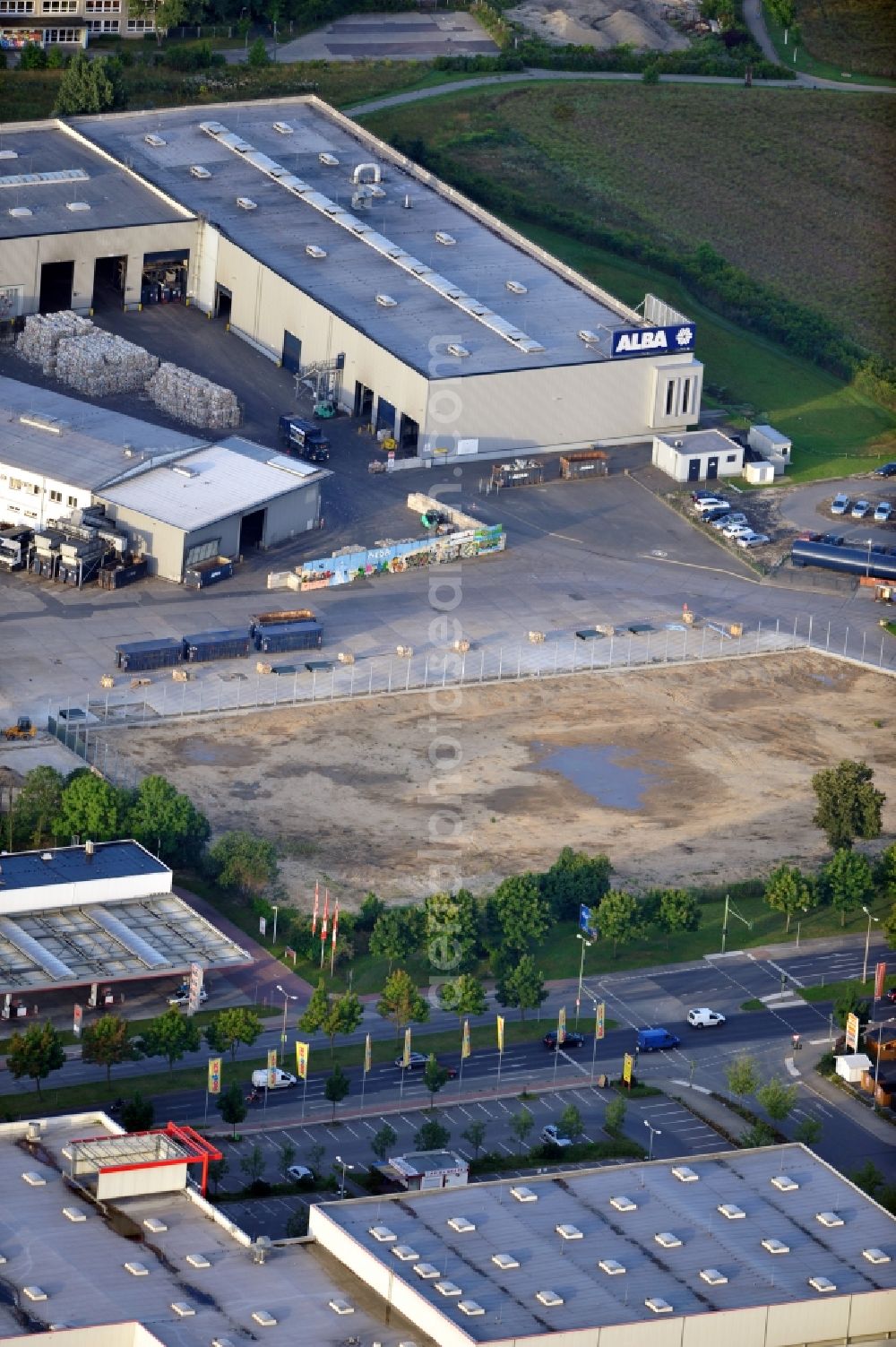 Berlin from the bird's eye view: View of construction area of paper sorting of disposal company ALBA Berlin GmbH