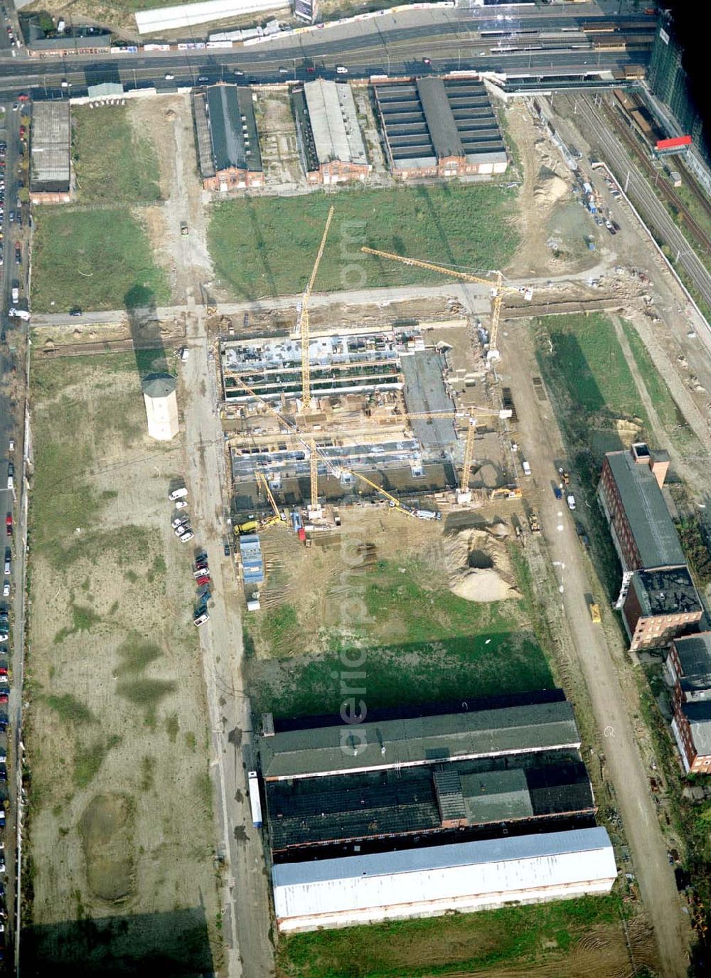 Aerial photograph Berlin - Lichtenberg - Baufortschritt auf dem Areal der ehemaligen Berliner Schlachthöfe an der Landsberger Allee / Storkower Straße in Berlin - Lichtenberg.