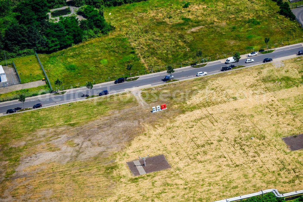 Aerial image Recklinghausen - Construction and development area Gewerbliche Mitte Recklinghausen Blumenthal on Herner Strasse in Recklinghausen in the state of North Rhine-Westphalia. New commercial and industrial estates are being created