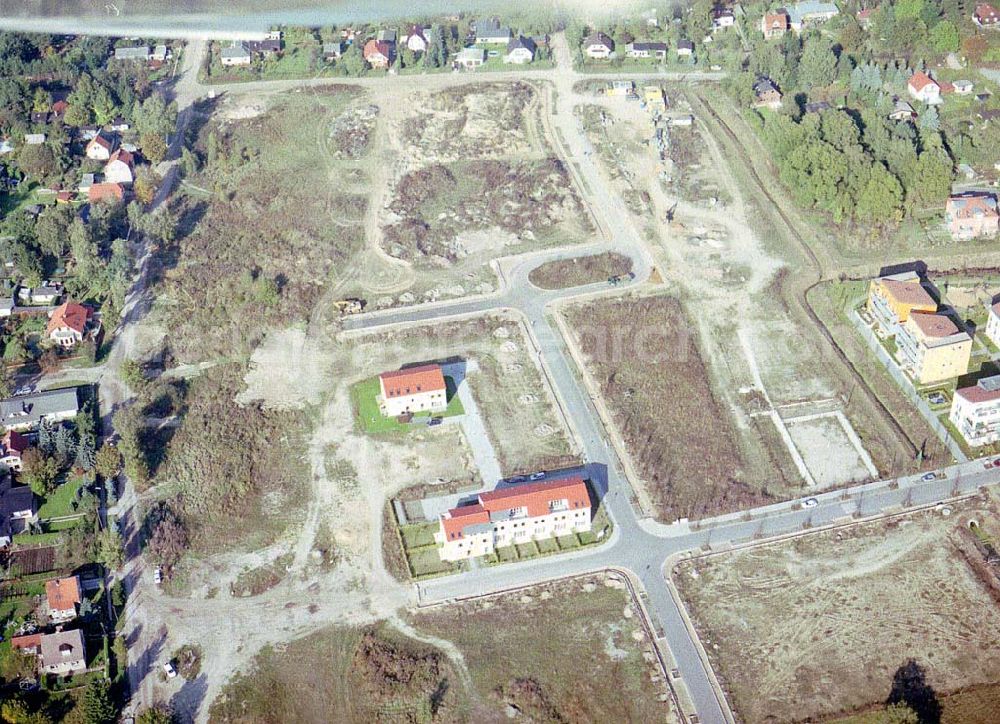 Aerial image Bernau - Friedensthal - Baugelände der DKB-Grundbesitzvermittlung GmbH an der Mainstraße / Ecke Dossestraße im Wohngebiet Friedensthal in Bernau / BRB.