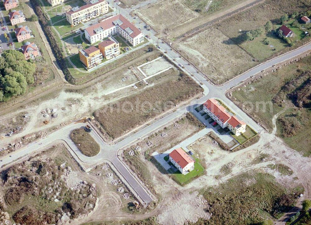 Bernau - Friedensthal from above - Baugelände der DKB-Grundbesitzvermittlung GmbH an der Mainstraße / Ecke Dossestraße im Wohngebiet Friedensthal in Bernau / BRB.