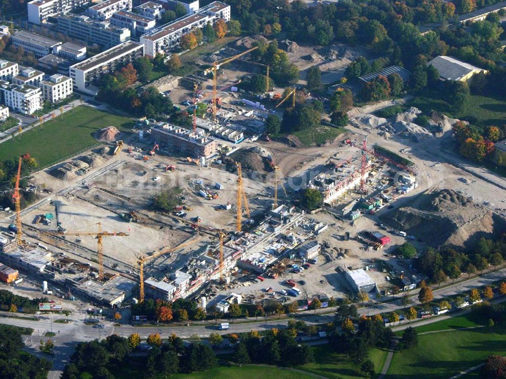 Aerial photograph München (Bayern) - Blick auf das Baugelände des Wohngebietes Olympiapark. Beim Ackermannbogen in Schwabing kommt das Beste zum Schluss: Mit CONCEPTBAUGOLD wird das letzte Grundstück direkt am Olympiapark bebaut. Beratungspavillion vor Ort: Ackermannstr. 49, 80797 München,Mo-So 14.00 - 18.00 UhrAnruf zum Ortstarif:Telefon: 01801. 266 277, Fax: 089.350 949-41, gold@conceptbau.de