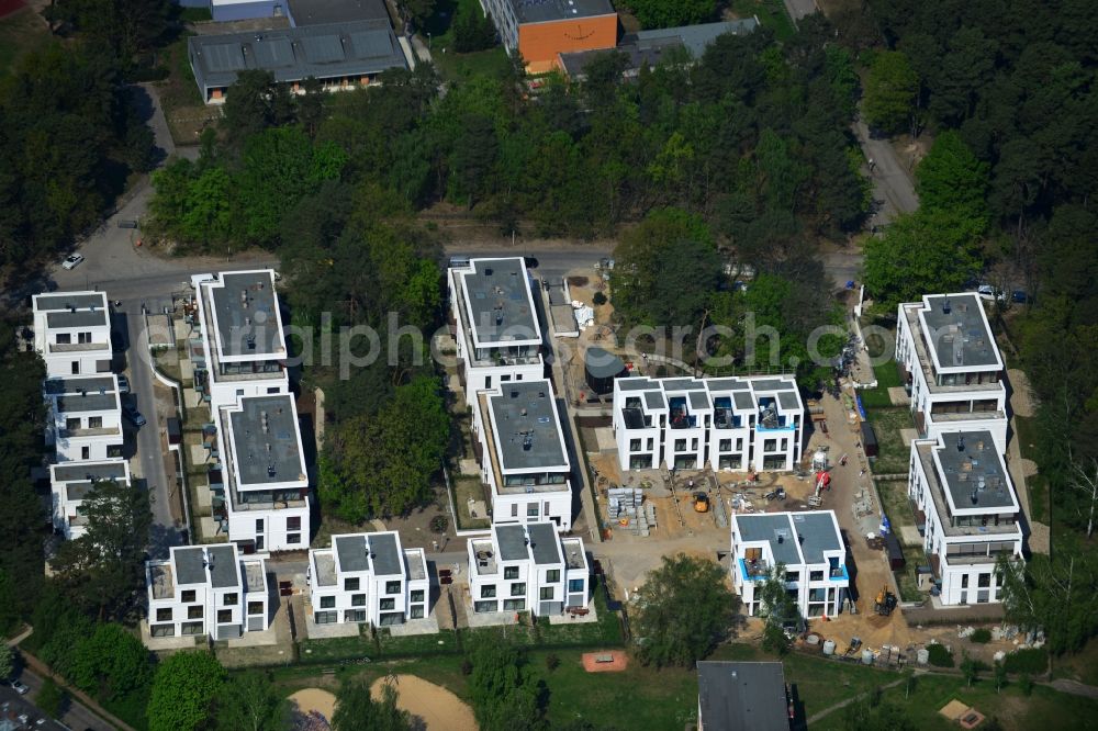 Aerial image Berlin - Construction activities on the development area Europacity at Heidestrasse in the district of Moabit in Berlin - Mitte. The land on the banks of the river Spree is location for the developement of a modern urban district with residential housing, office buildings and space for art and retail. Main owner of the land in the project area are CA Immo Germany, the German Bahn AG and the State of Berlin