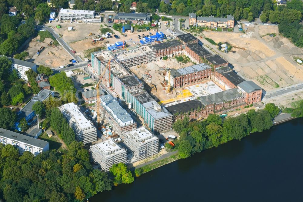 Aerial photograph Berlin - Ruin the buildings and halls of alten REWATEX - Waescherei in the district Spindlersfeld in Berlin, Germany