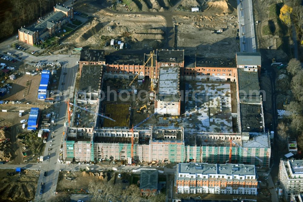 Berlin from the bird's eye view: Ruin the buildings and halls of alten REWATEX - Waescherei in the district Spindlersfeld in Berlin, Germany