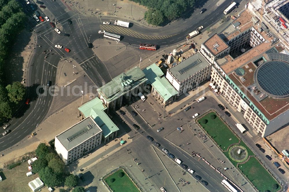 Berlin Mitte from above - View the construction work on the Pariser Platz and the Brandenburg Gate in Berlin Mitte