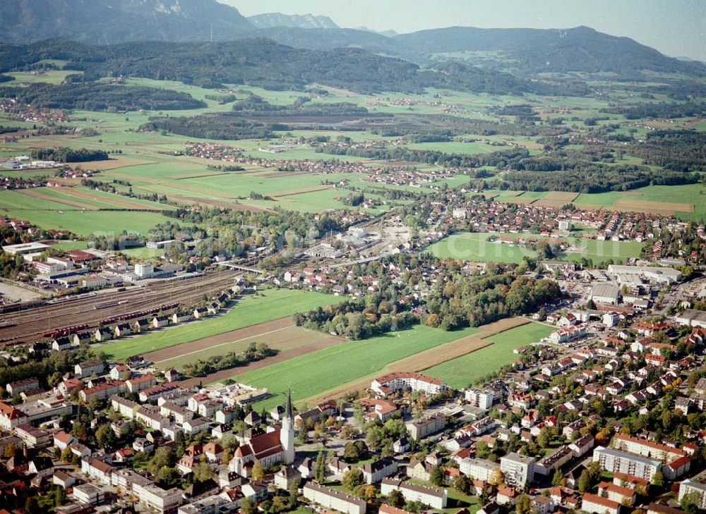 Freilassing / Bayern from the bird's eye view: Baugrundstück Sonnenfeld der Unternehmensgruppe MAX AICHER in Freilassing.