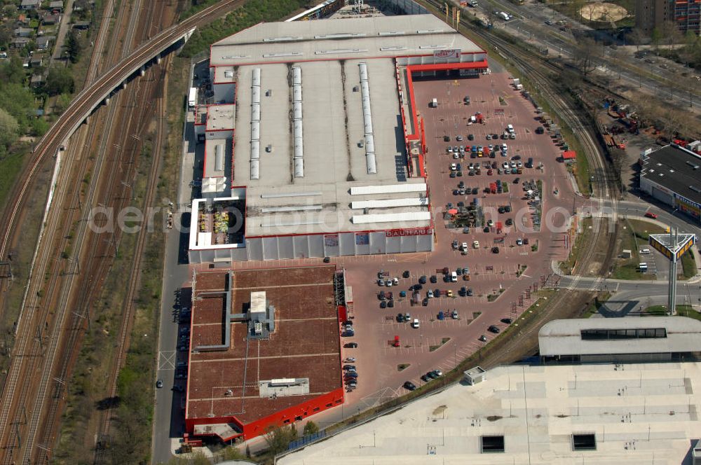 Aerial photograph Berlin Spandau - Bauhaus DIY market in the district of Spandau