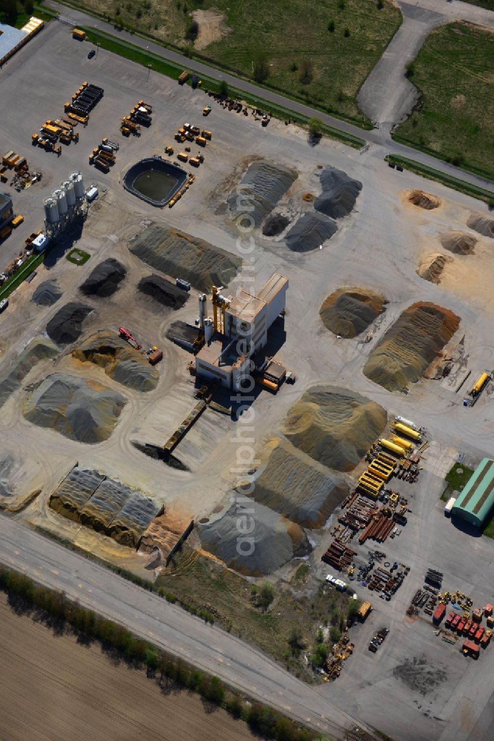 Aerial image Werneuchen - Yard and construction work of Berger Bau GmbH on industrial estate in Werneuchen in Brandenburg