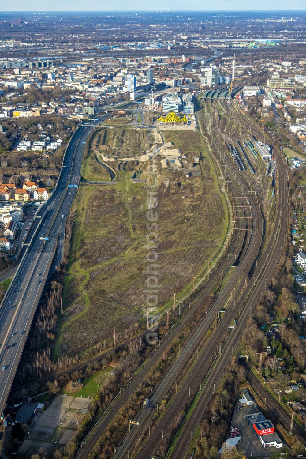 Aerial image Duisburg - Building land fallow between the former goods station and the A59 in Duisburg in North Rhine-Westphalia