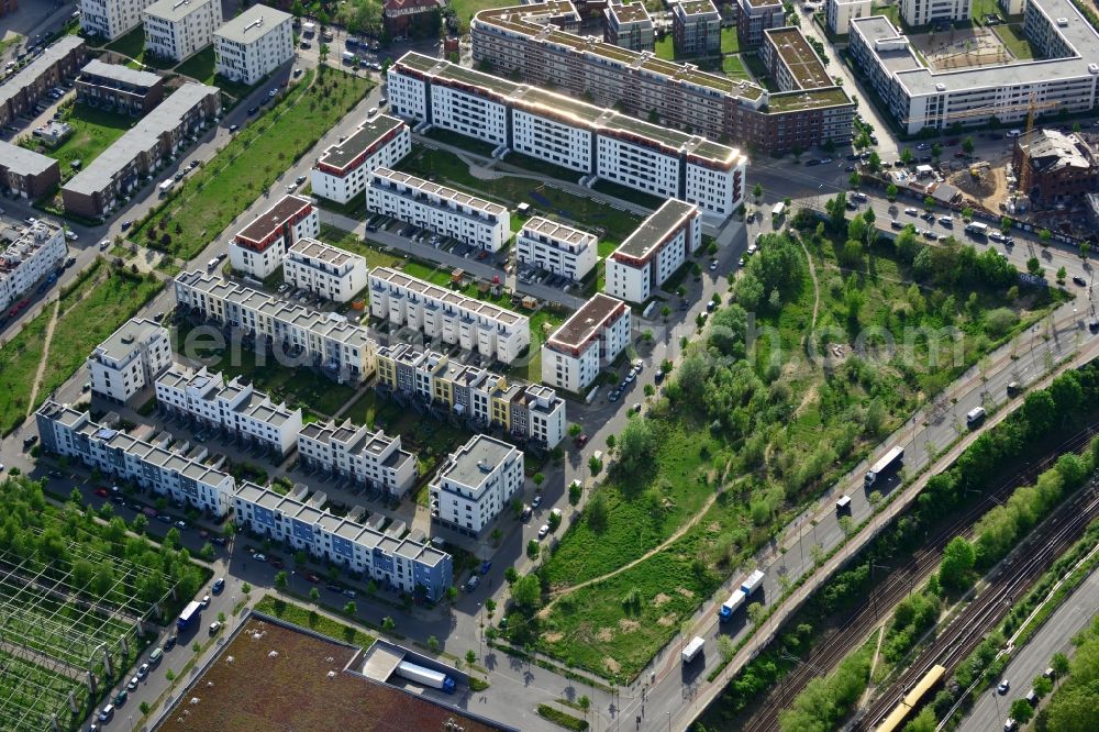 Aerial image Berlin - Barrens - building land area on the site of urban development area at the Erich-Nelhans Street - Hermann Blankenstein Street in Friedrichshain district of Berlin