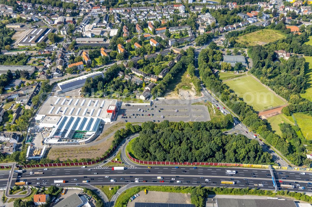 Aerial photograph Bochum - Building of the construction market on Berliner Strasse in the district Wattenscheid in Bochum at Ruhrgebiet in the state North Rhine-Westphalia, Germany