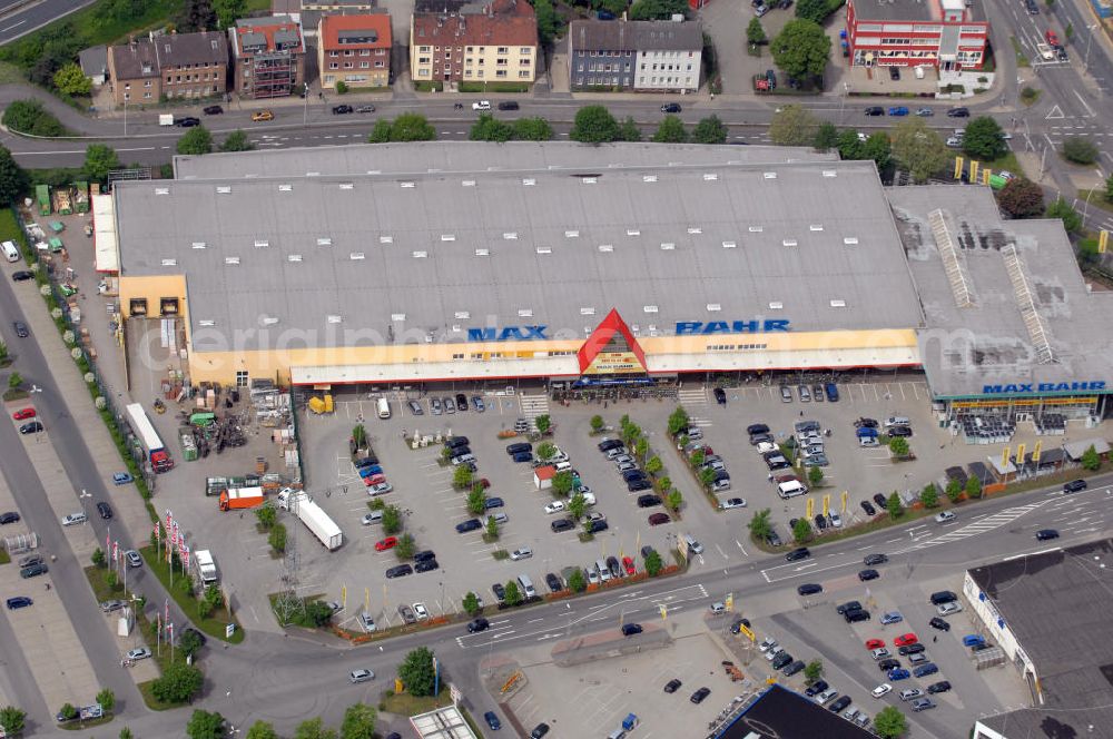 Braunschweig from above - Baumarkt Max Bahr in Braunschweig Gartenstadt / Niedersachsen. DIY market / do-it-yourself store Max Bahr in Braunschweig / Lower Saxony.