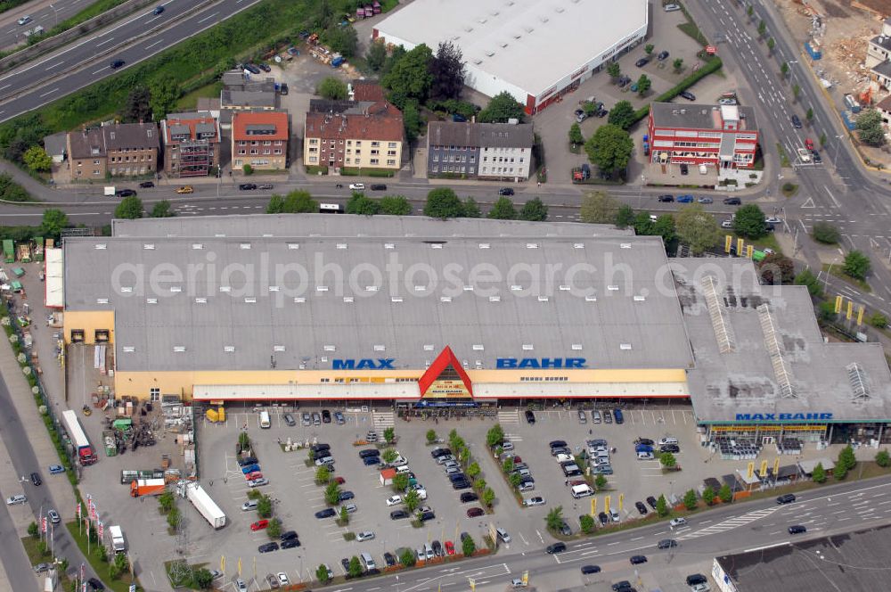 Braunschweig from the bird's eye view: Baumarkt Max Bahr in Braunschweig Gartenstadt / Niedersachsen. DIY market / do-it-yourself store Max Bahr in Braunschweig / Lower Saxony.