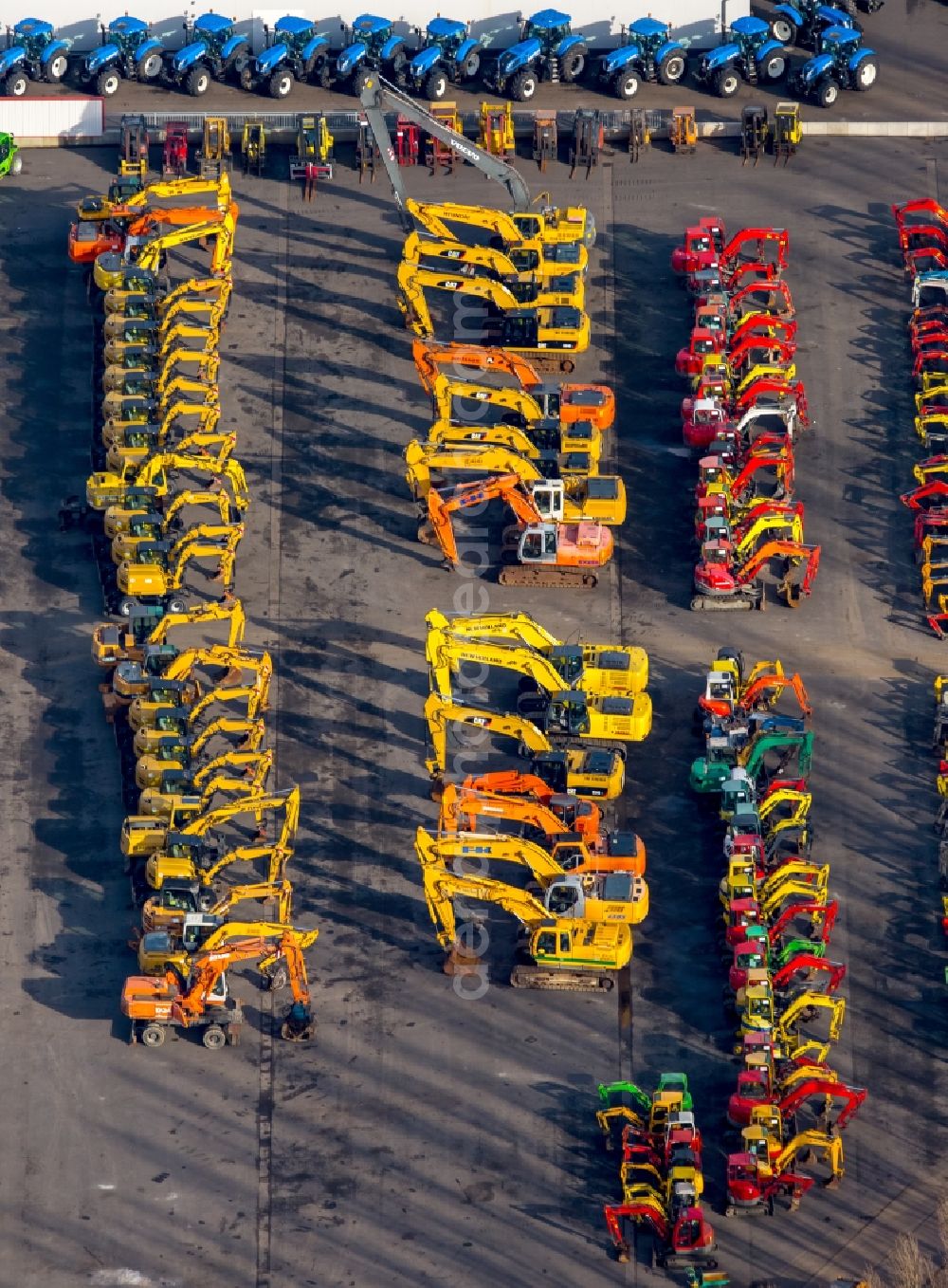 Aerial image Dormagen - Construction and agricultural machinery storage area of Euro Auctions GmbH in the industrial area in Dormagen in North Rhine-Westphalia