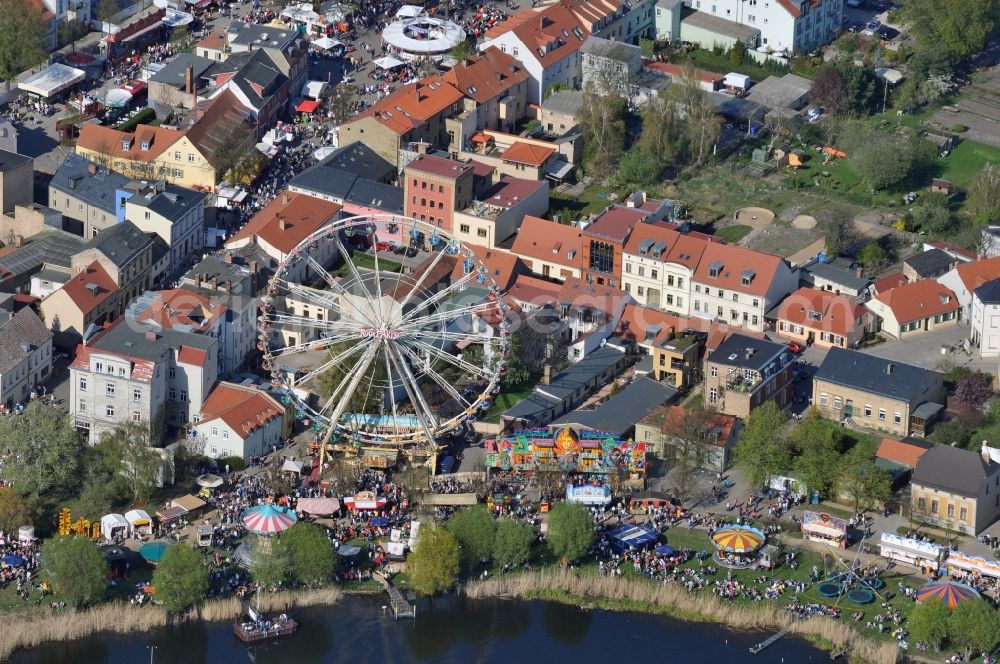 Werder from the bird's eye view: Baumblütenfest Werder in the state of Brandenburg