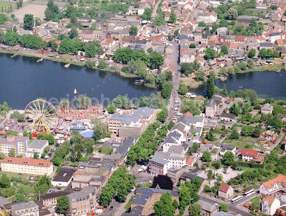 Werder / Havel from the bird's eye view: Baumblütenfest in Werder / Havel.