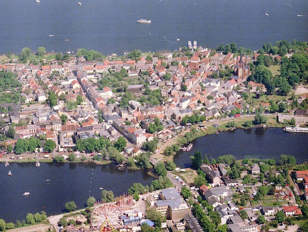 Werder / Havel from the bird's eye view: Baumblütenfest in Werder / Havel.