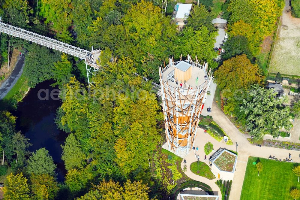 Bad Iburg from the bird's eye view: Park of Baumkronenweg and Aussichtsturm of LAGA Landesgartenschau in Bad Iburg in the state Lower Saxony, Germany