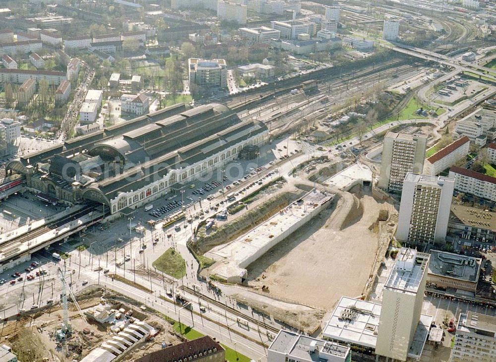 Aerial photograph Dresden / Sachsen - Bauprojekt vor dem Dresdner Hauptbahnhof