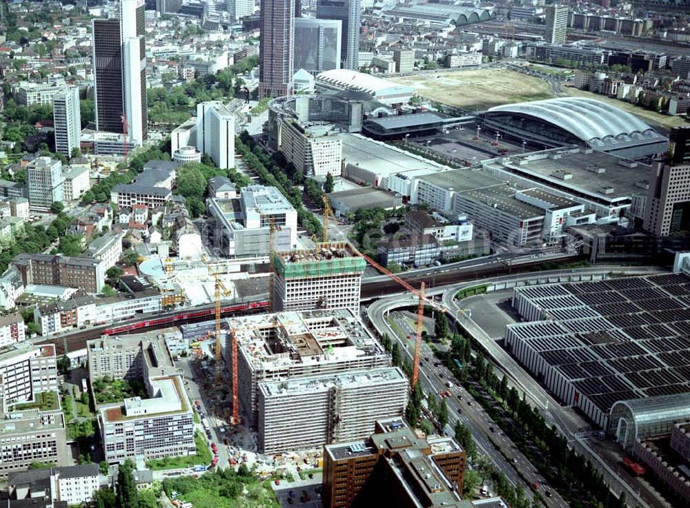 Frankfurt am Main from the bird's eye view: Bauprojekt an der Theodor-Heuss-Allee in Frankfurt/Main. (Hessen). 16.Mai 2002