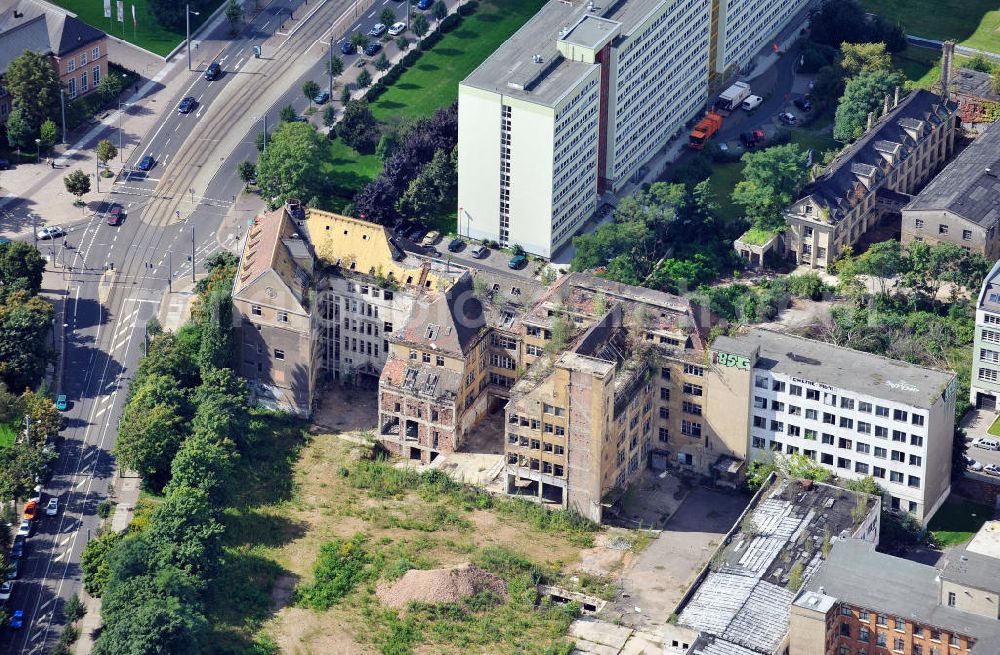 Aerial photograph Leipzig - Eine Bauruine neben dem Grassimuseum am Johannisplatz Ecke Dresdner Straße in Leipzig. A ruin next to the Grassi museum at the Johannisplatz at the corner of the Dresdner Strasse in Leipzig.