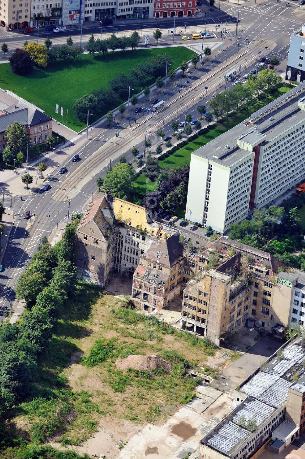 Leipzig from above - Eine Bauruine neben dem Grassimuseum am Johannisplatz Ecke Dresdner Straße in Leipzig. A ruin next to the Grassi museum at the Johannisplatz at the corner of the Dresdner Strasse in Leipzig.