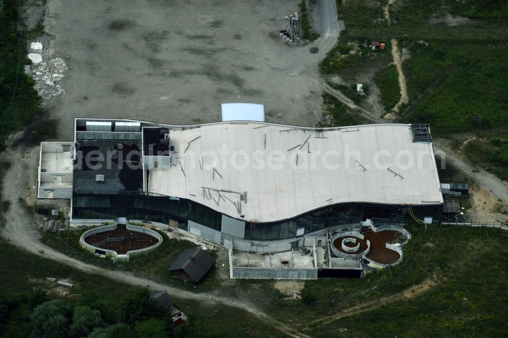 Aerial photograph Werder (Havel) - Abandoned building project of the flowers Therme Werder (Havel) with brine water and saunas in Werder Havel in Brandenburg