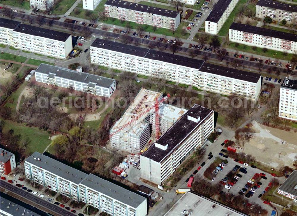 Aerial image Berlin-Weißensee - Baustelle der Albert-Schweizer-Stiftung auf dem Gelände des Altenpflegeheimes an der Buschallee in Berlin Weißensee