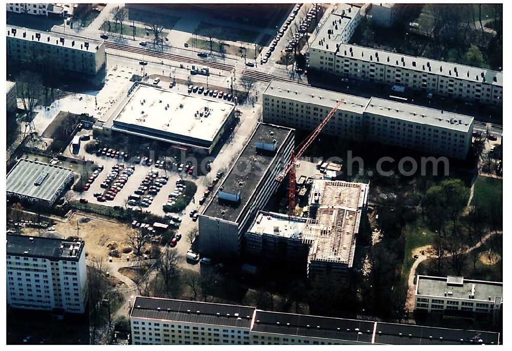 Aerial image Berlin - Baustelle der Albert-Schweizer-Stiftung auf dem Gelände des Altenpflegeheimes an der Buschallee in Berlin Weißensee