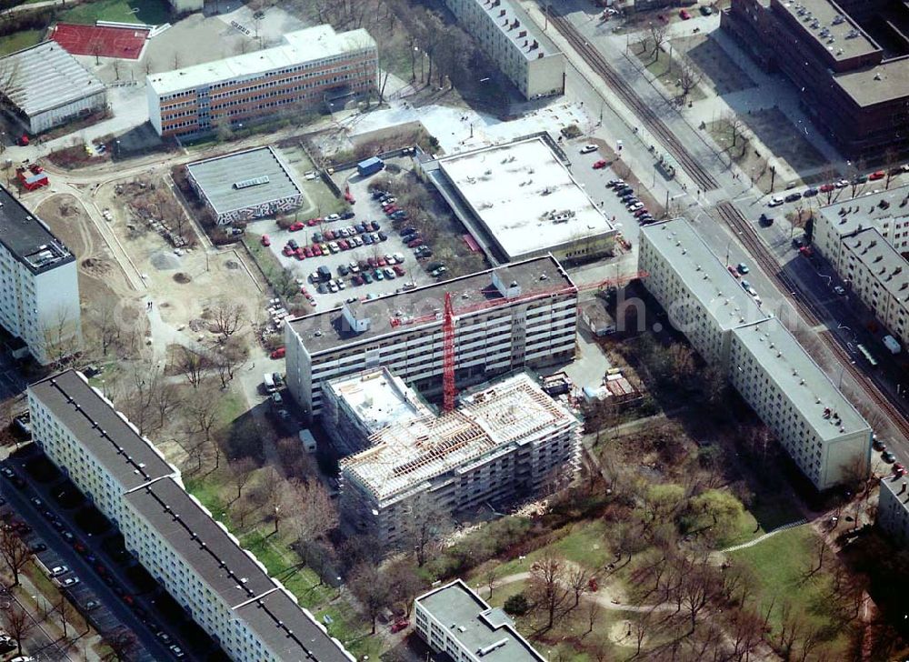 Aerial photograph Berlin - Baustelle der Albert-Schweizer-Stiftung auf dem Gelände des Altenpflegeheimes an der Buschallee in Berlin Weißensee