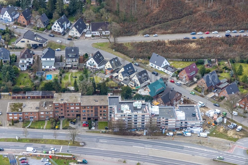 Bottrop from above - Construction site from the construction of a senior and age-appropriate residential complex of the project Wohnen with Service on Stadtgarten on Hans-Sachs-Strasse in the district Stadtmitte in Bottrop at Ruhrgebiet in the state North Rhine-Westphalia, Germany