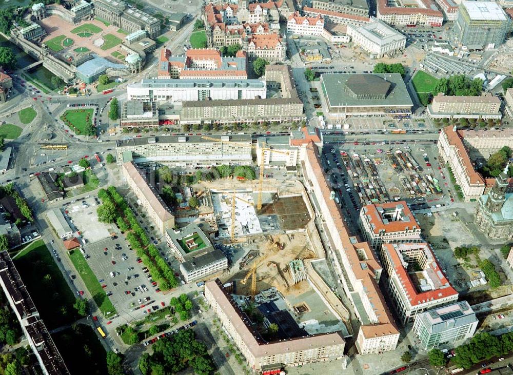 Dresden / Sachsen from the bird's eye view: Baustelle der Altmarkt-Galerie der ECE in der Dresdner Innenstadt.