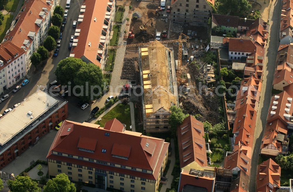 Aerial image Erfurt - On the grounds of Andreashof in the old town of Erfurt in Thuringia, the last few years, a modern nursing home. In lavishly renovated historic buildings on the Great Ackerhofgasse today seniors live independently and competently cared for in small group homes. In an old granary, a parking garage was built