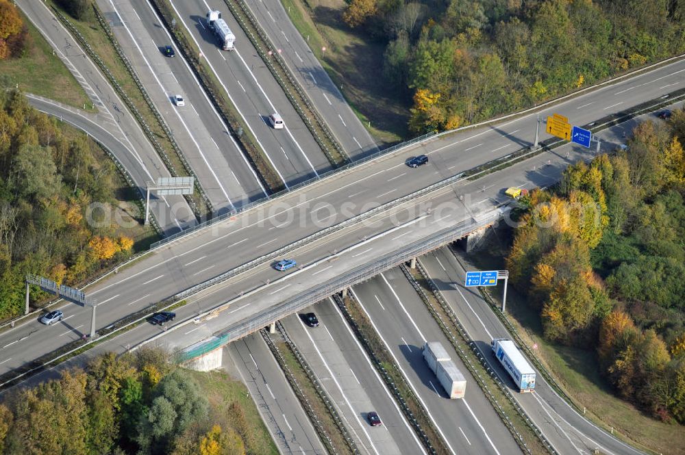 Appenweier from the bird's eye view: Baustelle Autobahn A 5 bei Appenweier für einen sechsstreifigen Ausbau durch das Wolfgang Gerbere Konsortium Via Solutions Südwest. Bauausführung erfolgt durch die Arbeitsgemeinschaft / ARGE VCS BAB A5, ein Zusammenschluß der Firmen EUROVIA, F. Kirchhoff Straßenbau und Reif Bauunternehmung. Hier die Anschlussselle Appenweier. Construction area at the freeway / motorway A 5 for a 6-streaky removal.