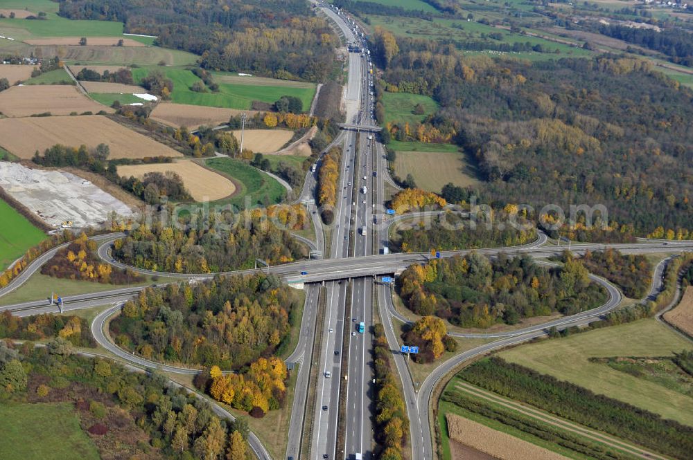 Aerial photograph Appenweier - Baustelle Autobahn A 5 bei Appenweier für einen sechsstreifigen Ausbau durch das Wolfgang Gerbere Konsortium Via Solutions Südwest. Bauausführung erfolgt durch die Arbeitsgemeinschaft / ARGE VCS BAB A5, ein Zusammenschluß der Firmen EUROVIA, F. Kirchhoff Straßenbau und Reif Bauunternehmung. Hier die Anschlussselle Appenweier. Construction area at the freeway / motorway A 5 for a 6-streaky removal.